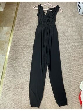 Guess Classic Black Women's Jumpsuit, size XXS